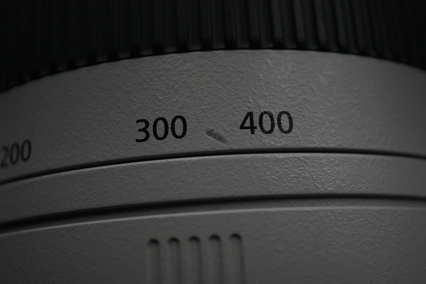 Canon EF 100-400mm f/4.5-5.6 L IS II USM AF Zoom Lens US Duty Paid 10897