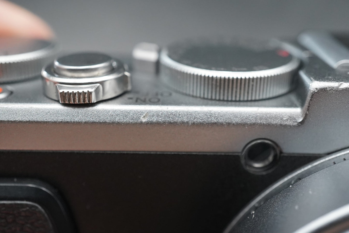 Fujifilm Fuji X70 X 70 Silver 16.3MP Digital Camera US DUTY PAID 11299