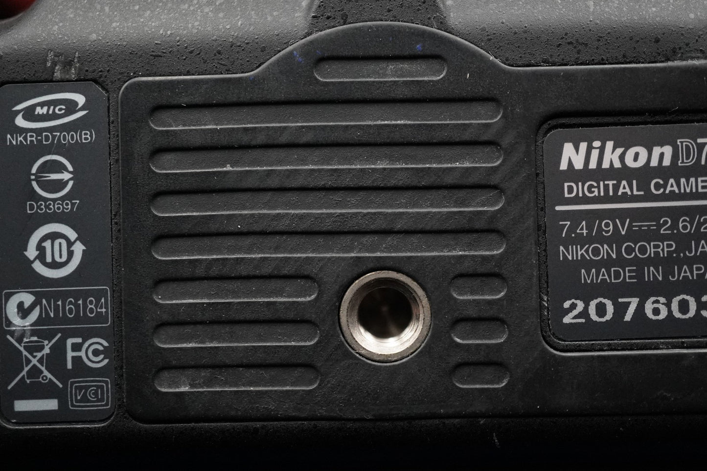 Nikon D700 12.1 MP DSLR Digital Video Camera Used US Duty Paid 10485