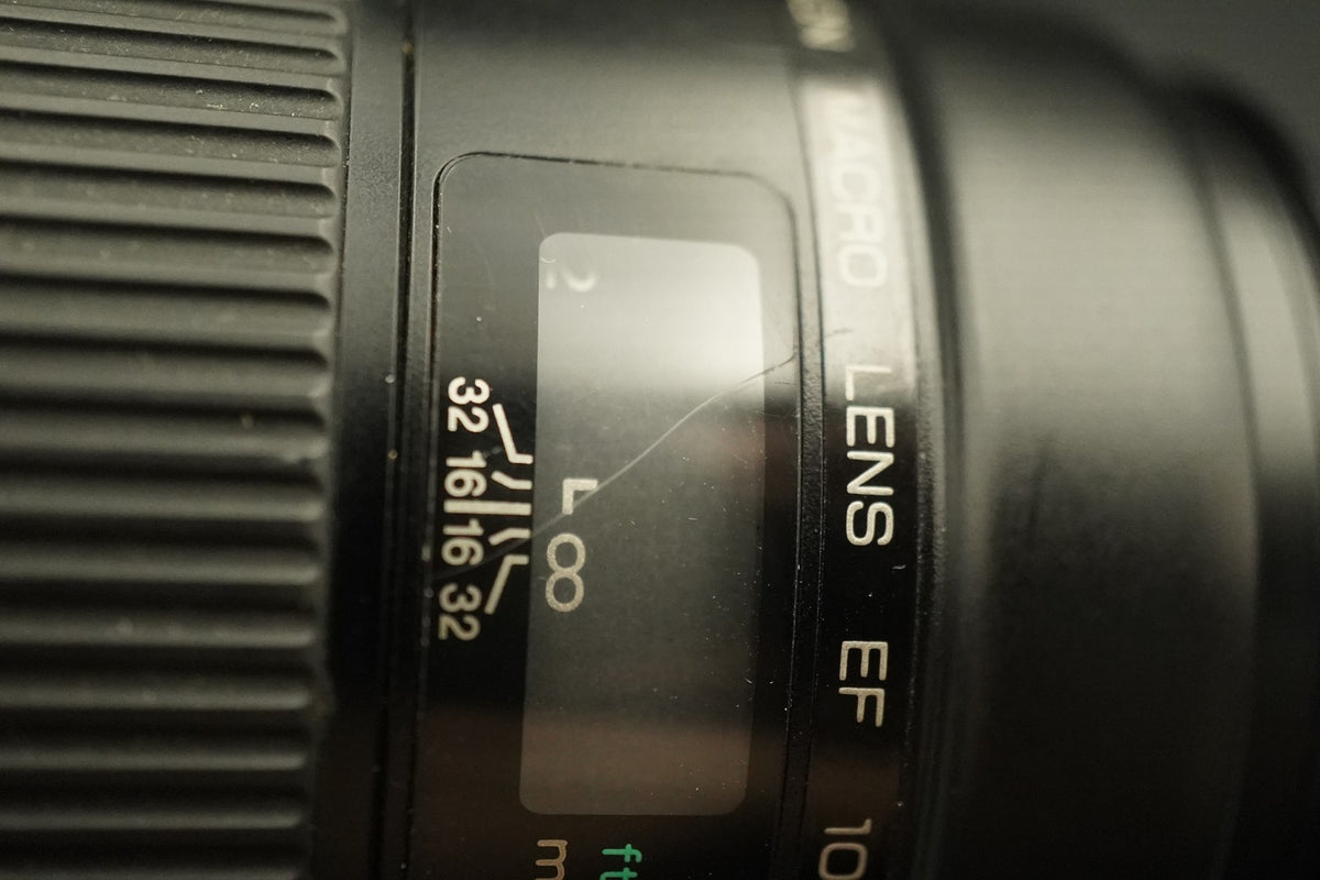 Canon EF 100mm f/2.8 Macro Portrait Prime AF Lens #12228