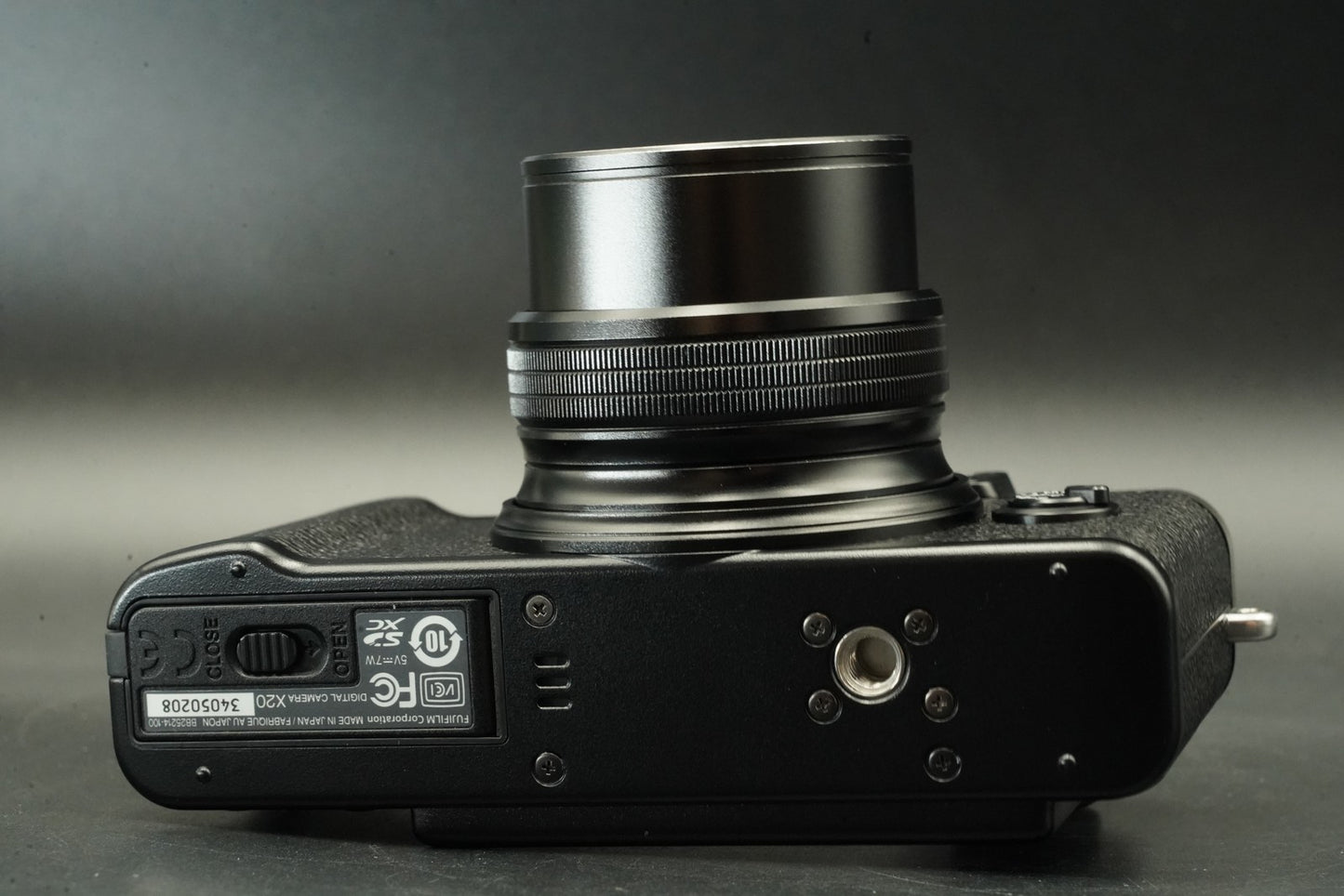 Fujifilm Fuji X Series X20 12.0MP Digital Camera Black #11775