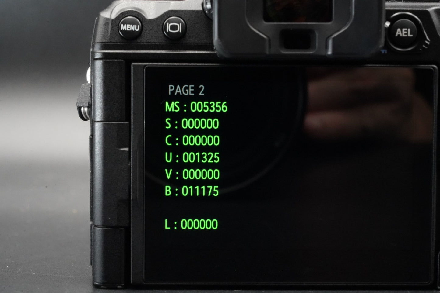 -5356 cuts- OM SYSTEM OM-1 Mark II Mirrorless Camera US STOCK #11089