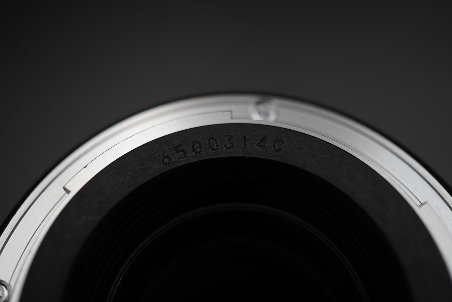 Canon EF 100mm f/2.8 Macro USM Prime Lens US Duty Paid 10361