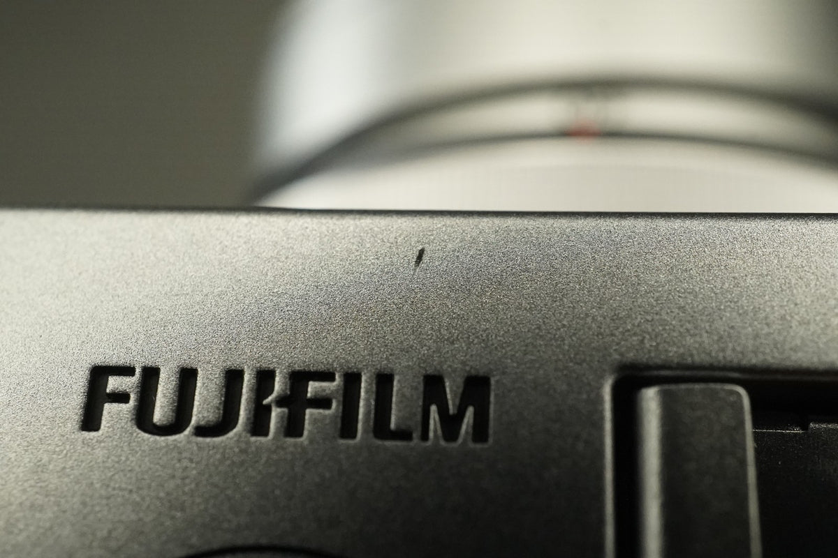 Fujifilm FinePix X30 12.0MP Digital Camera Silver #12090