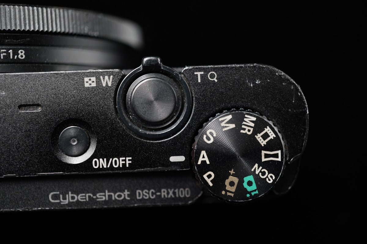 Sony Cyber-Shot DSC-RX100 35 Language Camera US STOCK #10143