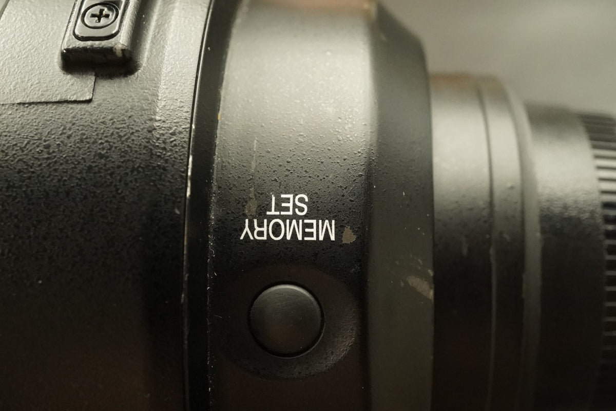 Nikon AF-S NIKKOR 300mm f/2.8 G IF-ED Lens #12538