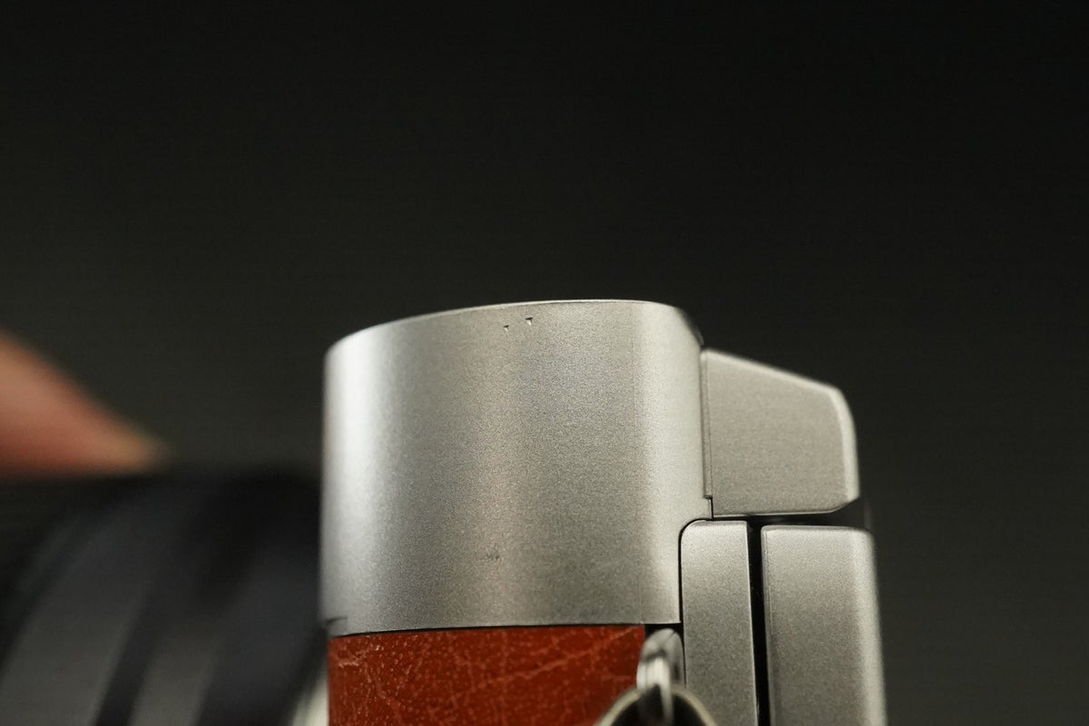 Panasonic LUMIX DC-GF9 Naranja con G VARIO 45-200mm f/4-5.6 Inglés ¡¡OK!!...