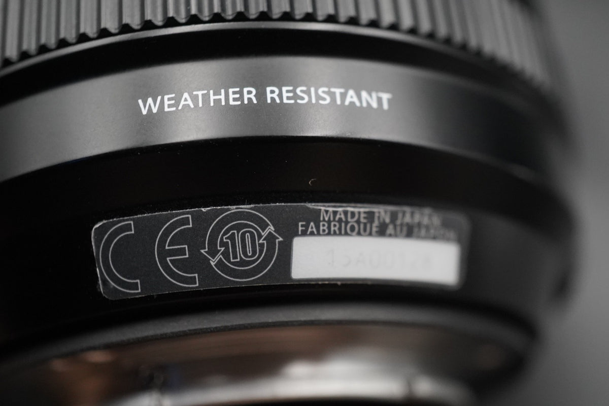 Fujifilm XF 70-300mm f/4-5.6 R LM OIS WR Zoom Lens JAPAN 11451