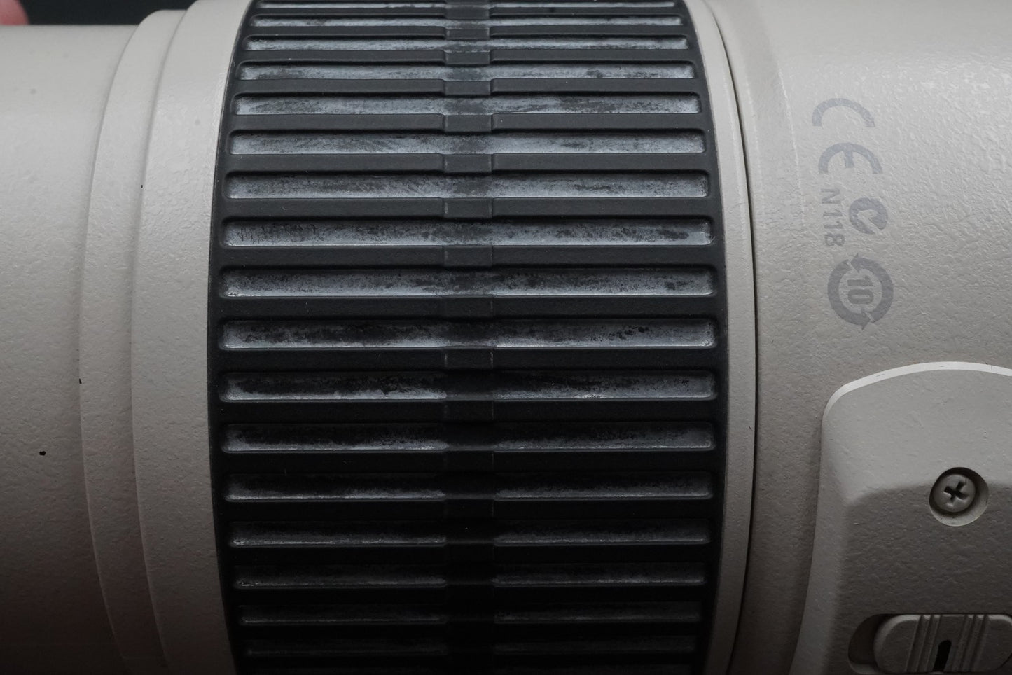Canon EF 70-200mm F/4 L IS USM Telephoto Lens US Duty Paid 10730