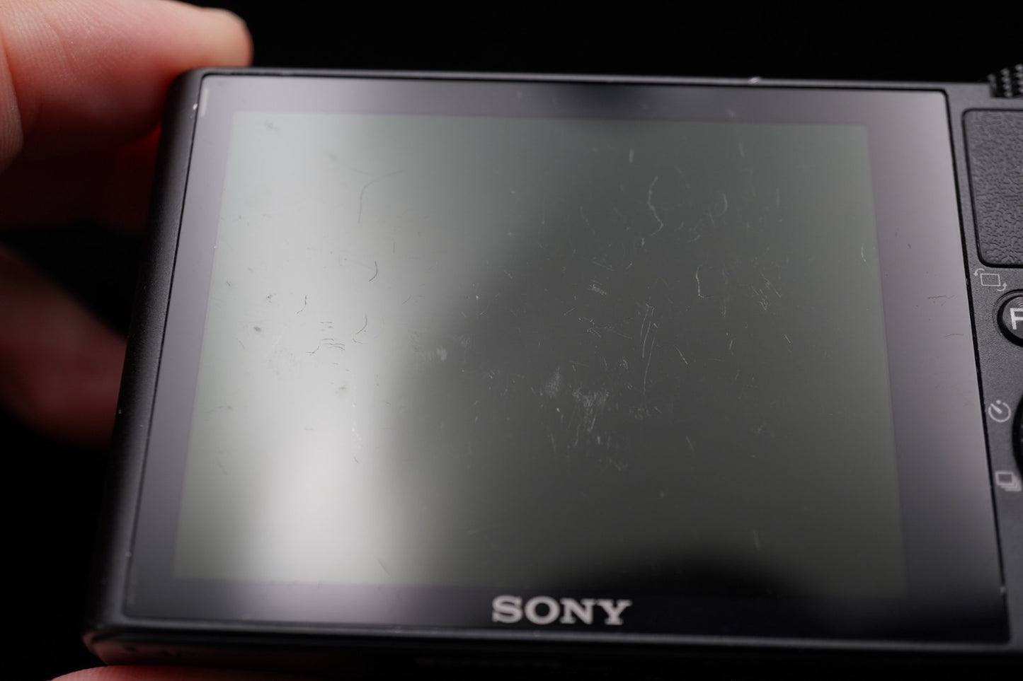 Sony Cyber-Shot DSC-RX100 35 Language Camera 8749 8752-8759 US DUTY PAID R0043