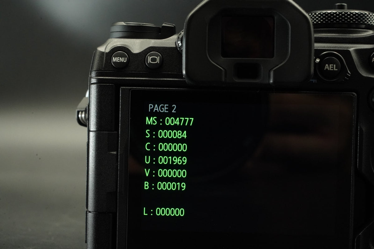 OM SYSTEM OM-1 Mark II Mirrorless Camera -4777 cuts- #11922