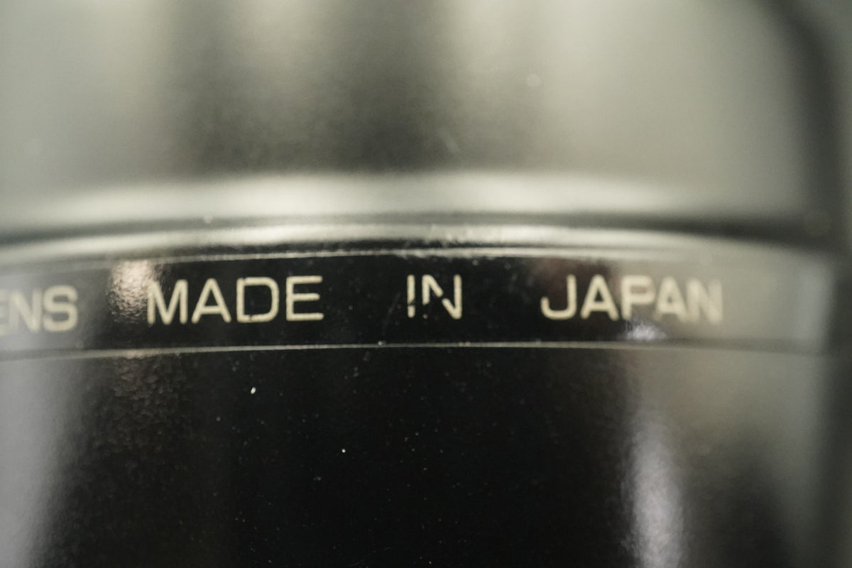Canon EF 100mm f/2.8 Macro Portrait Prime AF Lens #12468