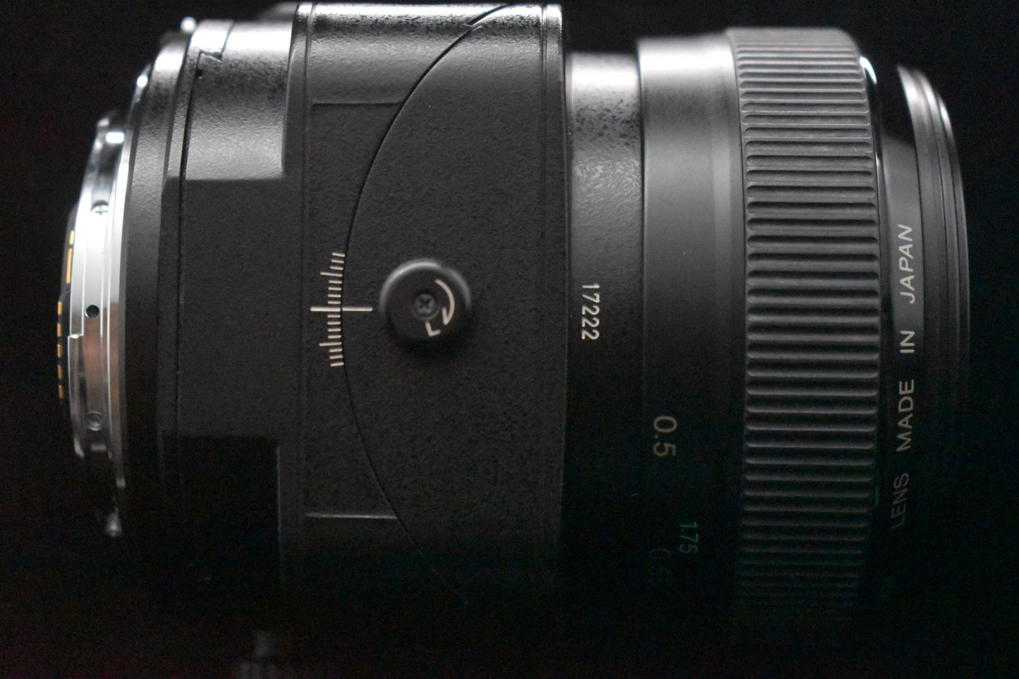Canon TS-E 90mm f/2.8 Tilt Shift Lens US Duty Paid Film Camera JAPAN