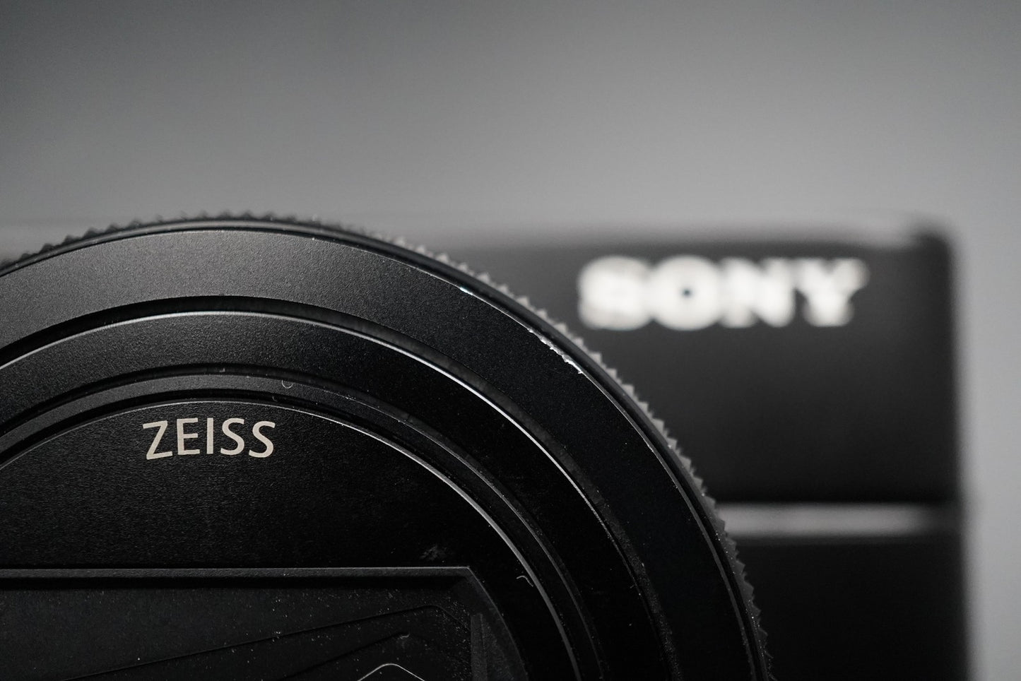 Sony Cyber-Shot DSC-RX100M7 VII Mark 7 Digital Camera US Duty Paid 10672