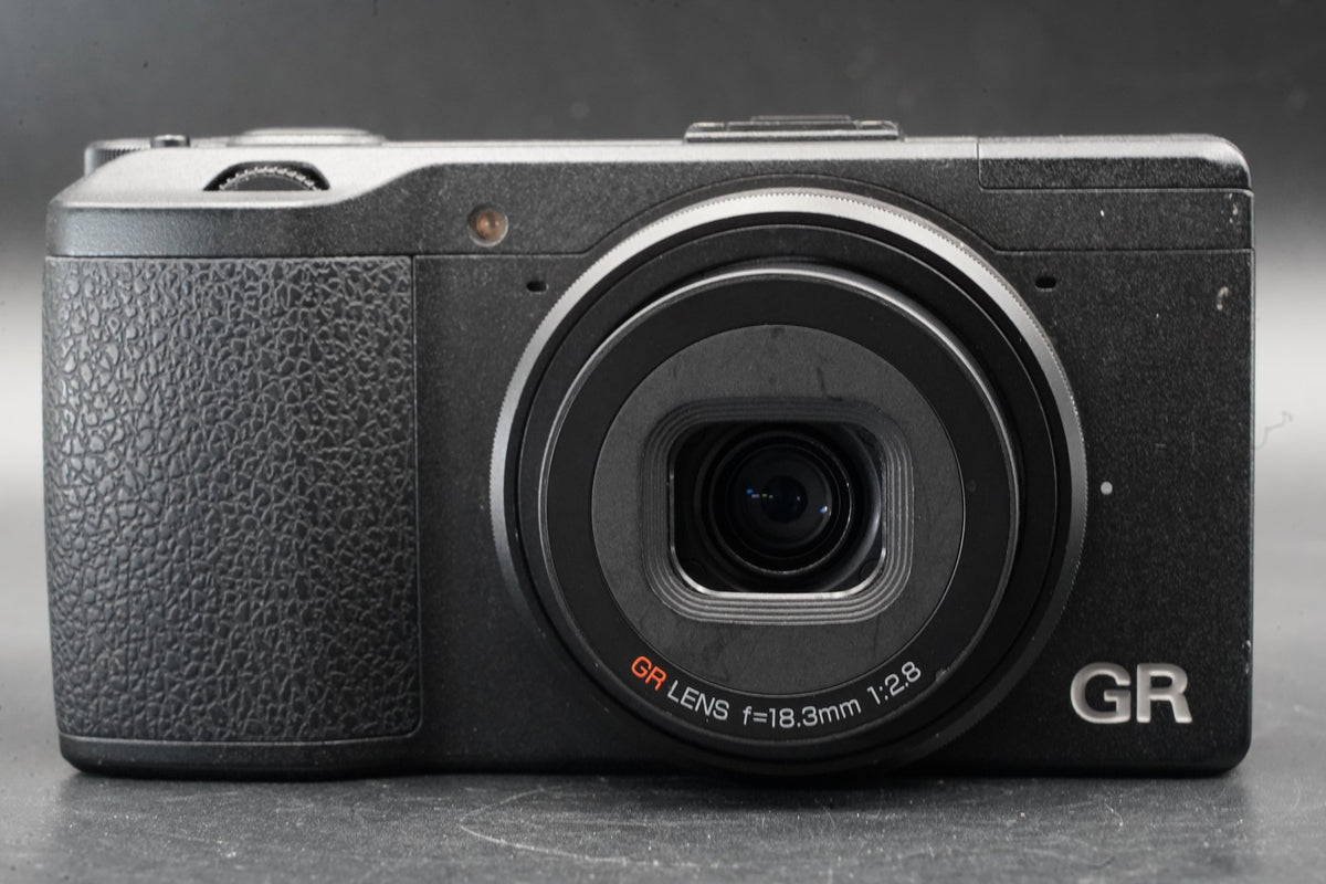 RICOH GR 16.2MP Digital Compact Camera Black -3461 cuts- #11186