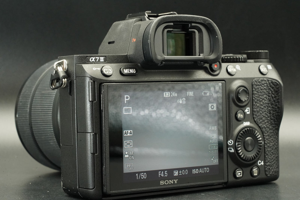 Sony a7 III ILCE-7M3 Digital Camera w/ 28-70 Lens -45643 cuts- US STOCK #11978