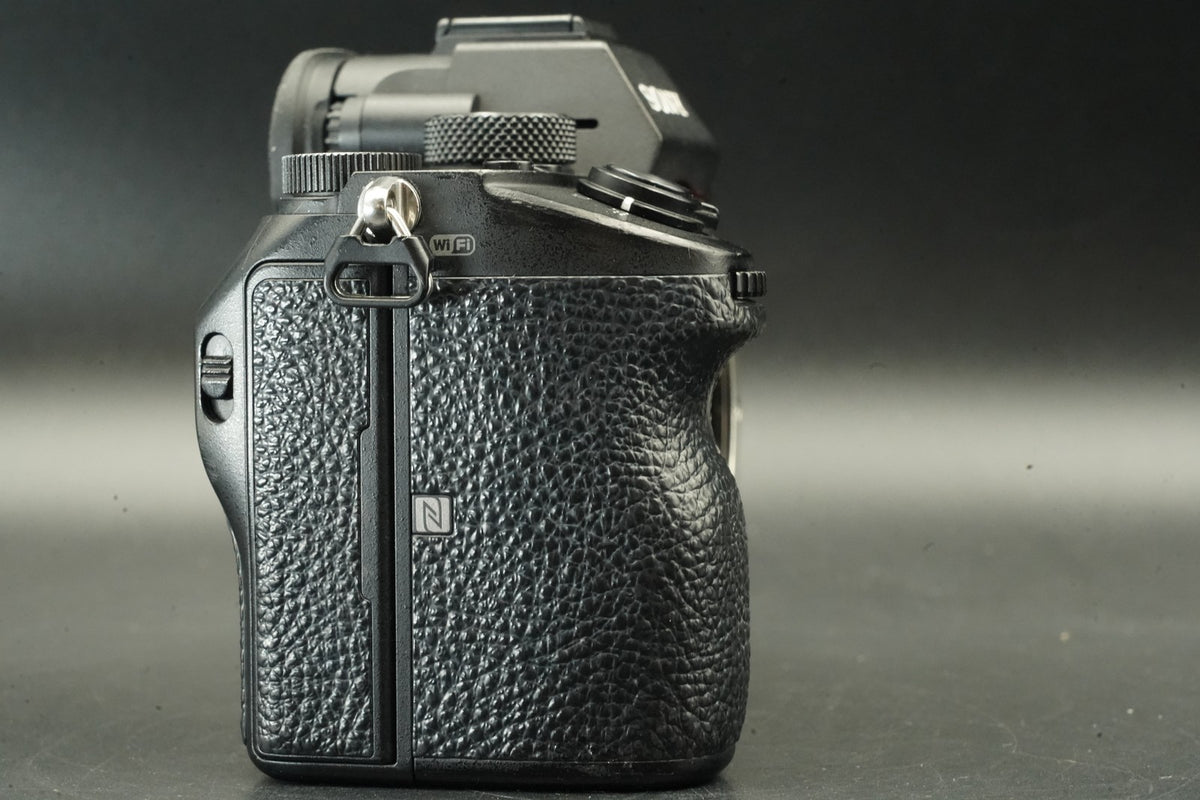 Sony Alpha a7 III ILCE-7M3 Digital Camera -15428 cuts- #12006