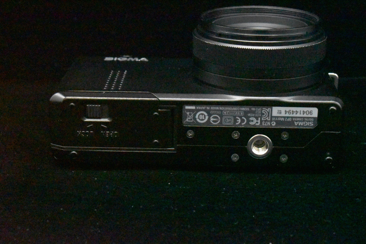 Sigma DP2 Merrill 30mm f2.8 46.0MP Digital Camera JAPAN US STOCK #10569