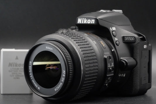 Nikon D5500 DSLR Camera 55-200mm Lens US Duty Paid Excellent Condition 11000