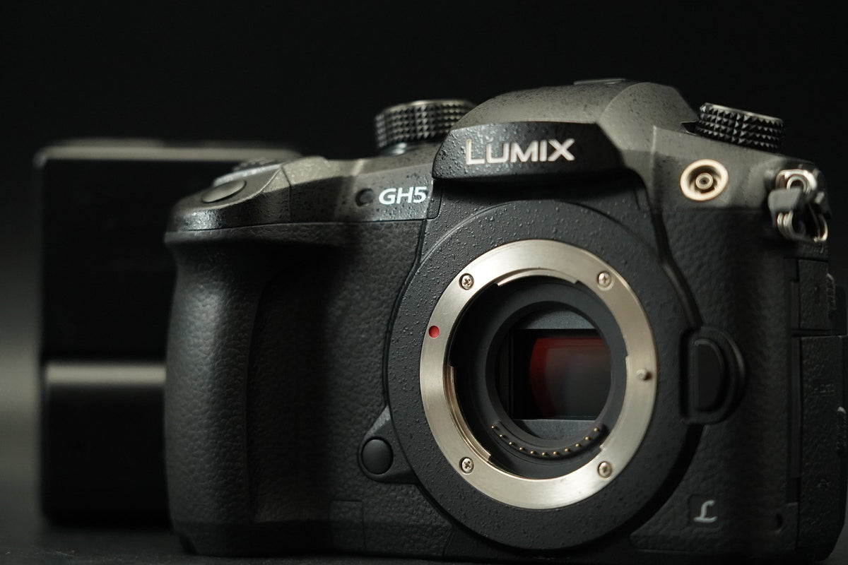 Panasonic Lumix DC-GH5 20.3MP Spiegelloses Gehäuse -551 Schnitte- #11770