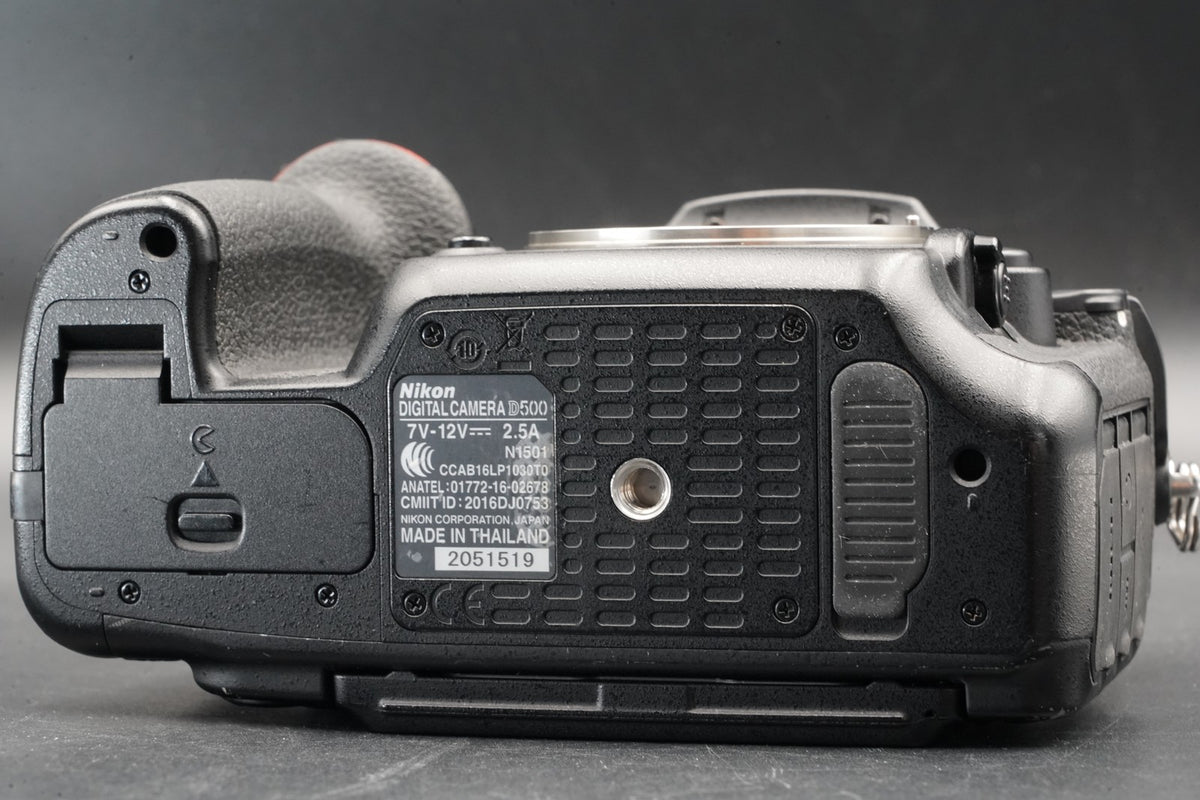 Nikon D500 20.9MP Digital SLR Camera Body US STOCK #11503