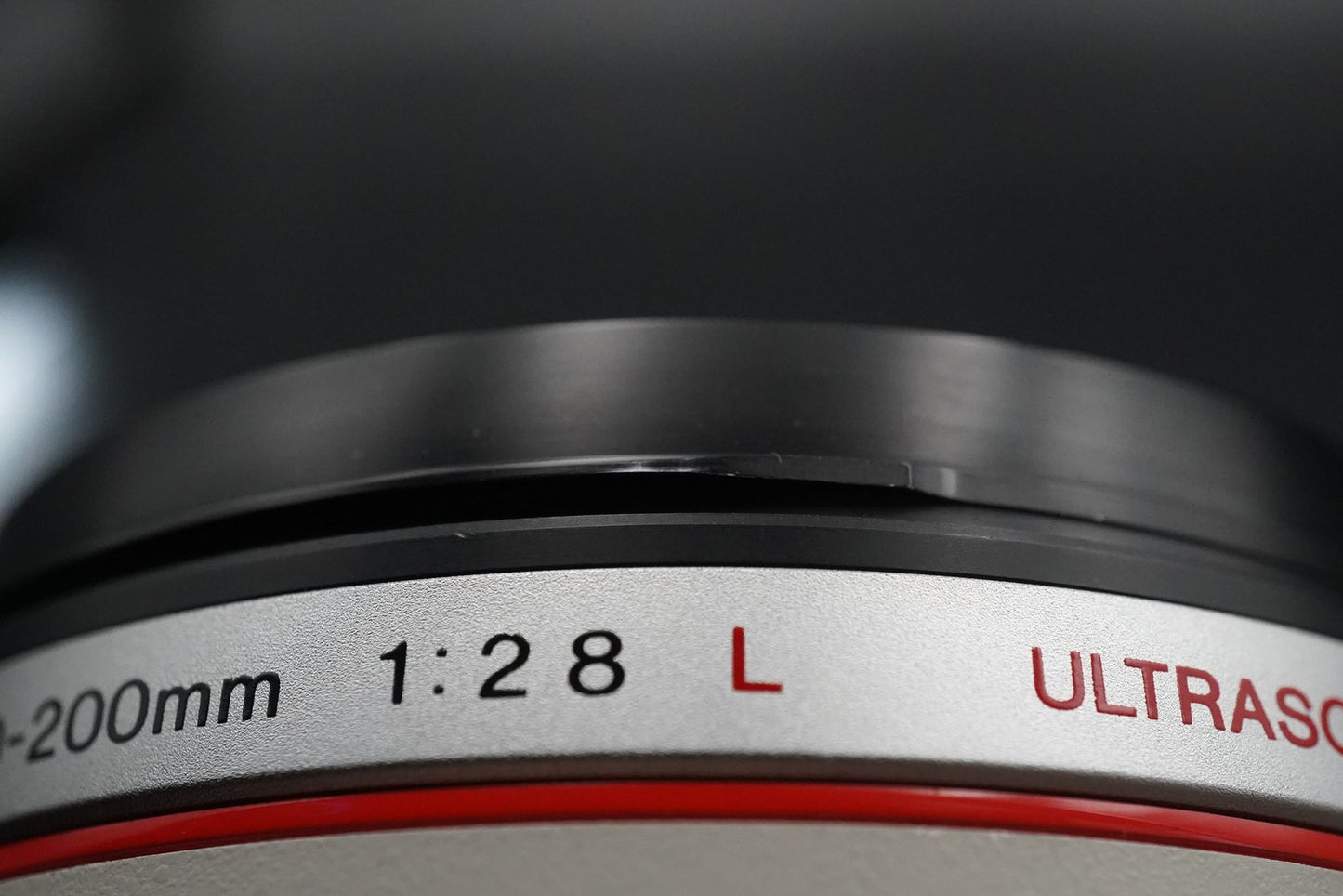 Canon EF 70-200mm F/2.8 L USM Telephoto Zoom AF Lens JAPAN US Duty Paid 10947
