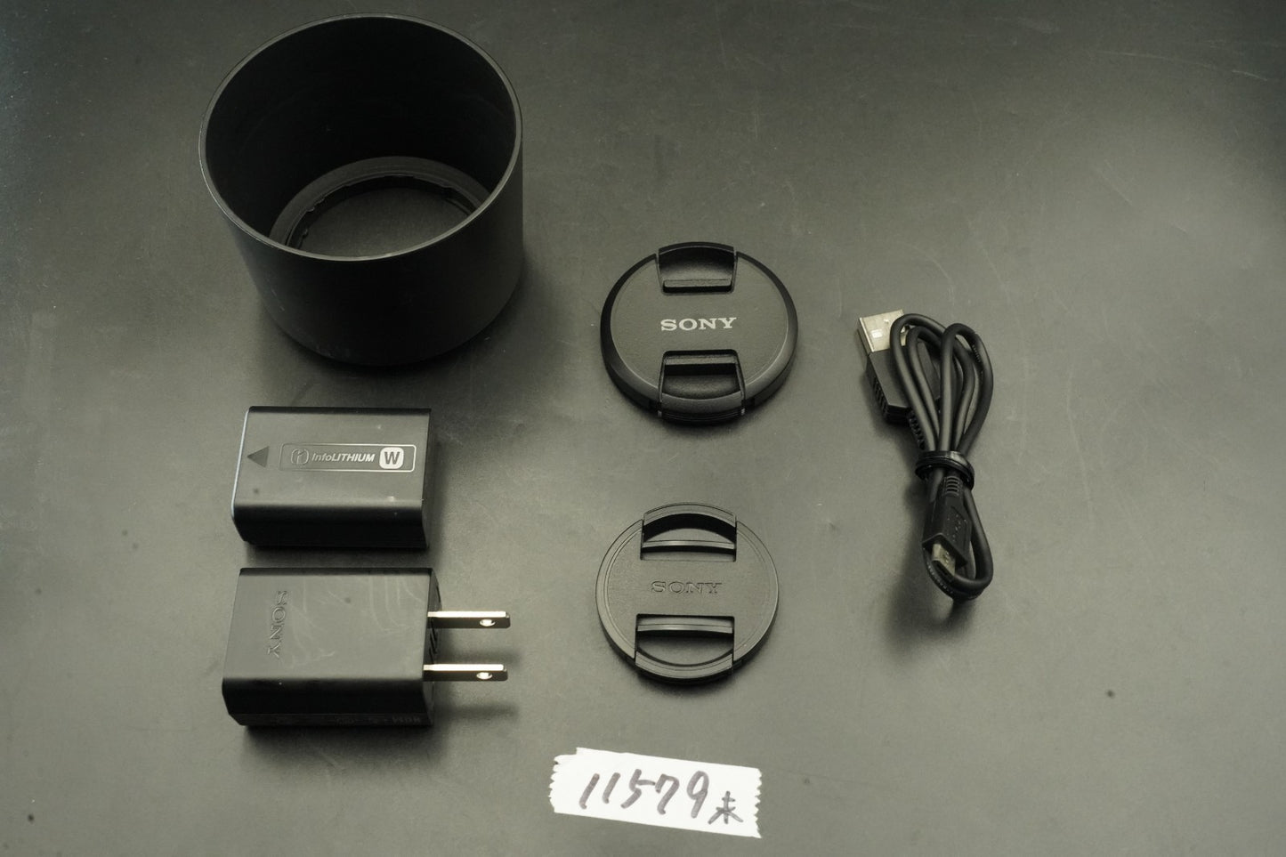 8739 cuts!! Sony A6400 Mirrorless Digital Camera with 2 Lenses Silver 11579