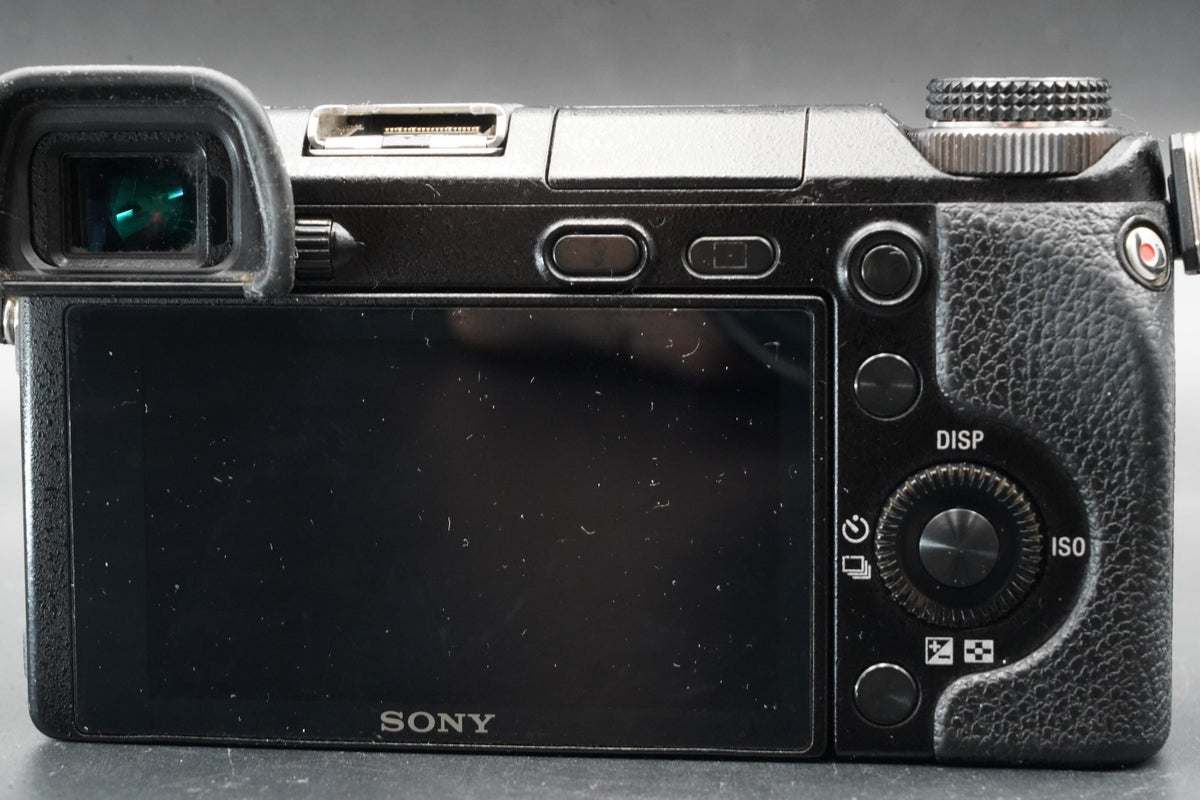 Sony α NEX-6 Digital Camera w/ 16-50mm  55-210mm Lens PZ Lens US STOCK #10922