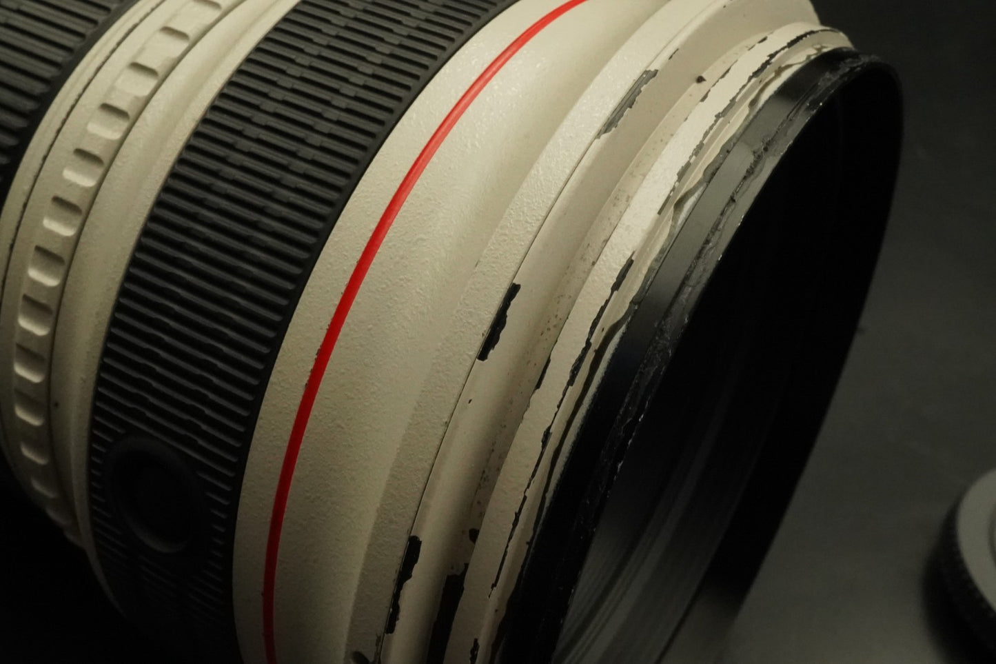 Canon EF 300mm F/2.8 L IS USM Lens w/ BOX US DUTY PAID 11582