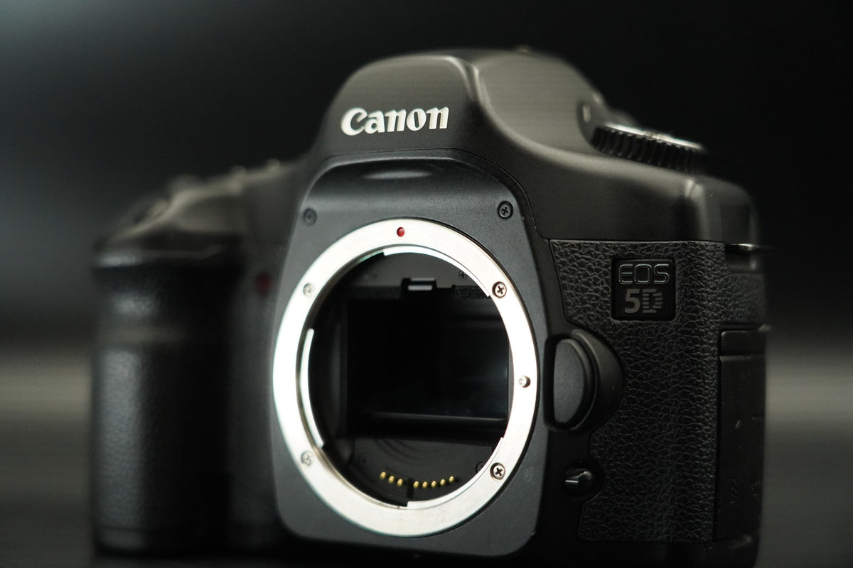 Canon EOS 5D Digital SLR Full Frame Camera Body Only #12351
