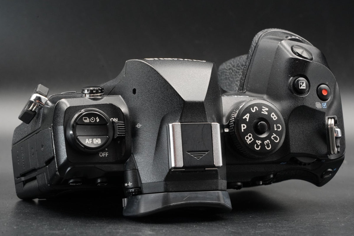 OLYMPUS OM System OM-1 20.4MP Mirrorless Camera -160 cuts- #12156