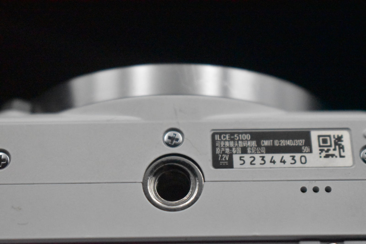 [US Duty Paid] Sony Alpha a5100 Appareil Photo Numérique Sans Miroir Blanc 9307