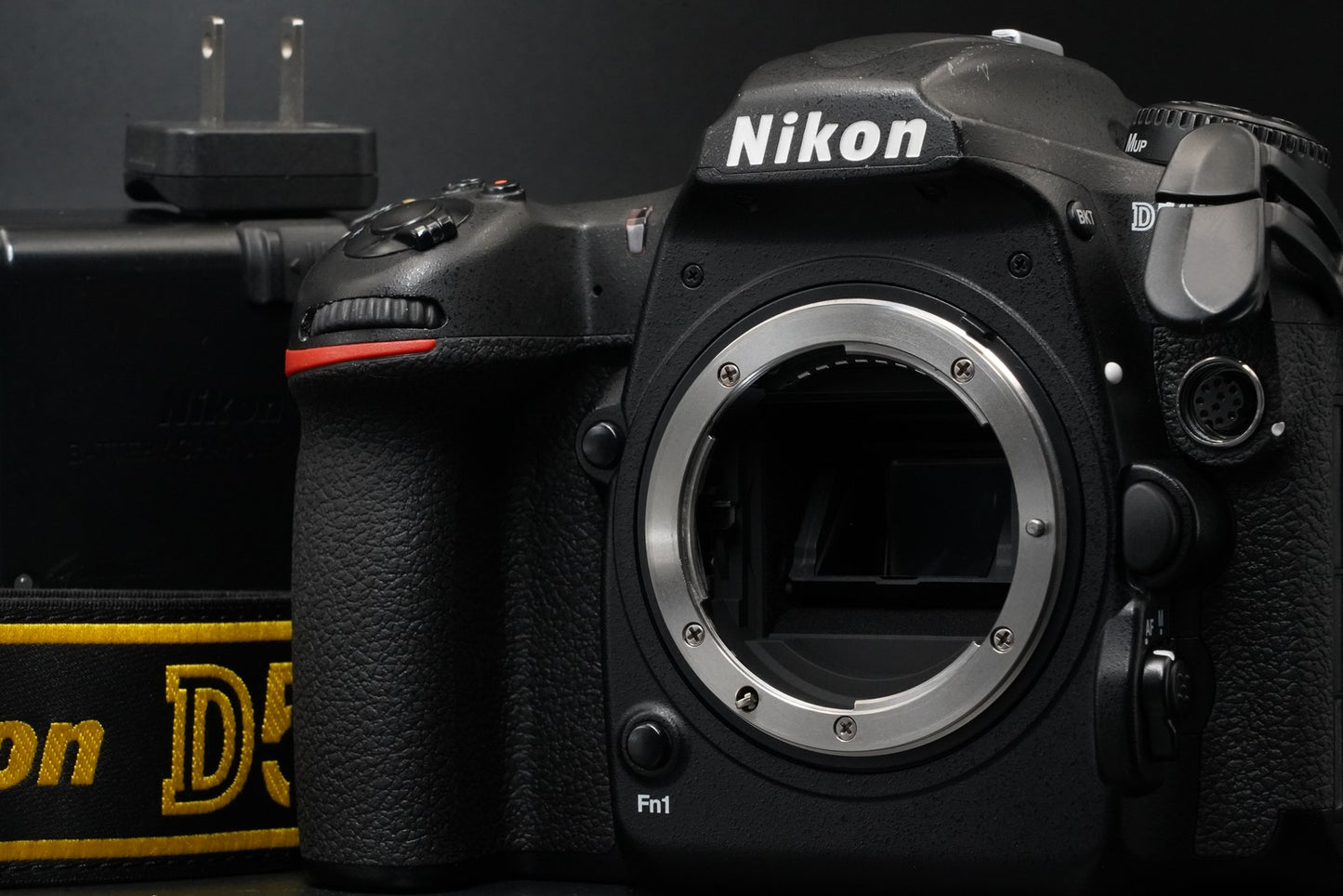 Nikon D500 20.9MP Digital SLR Camera Body US Duty Paid 10579
