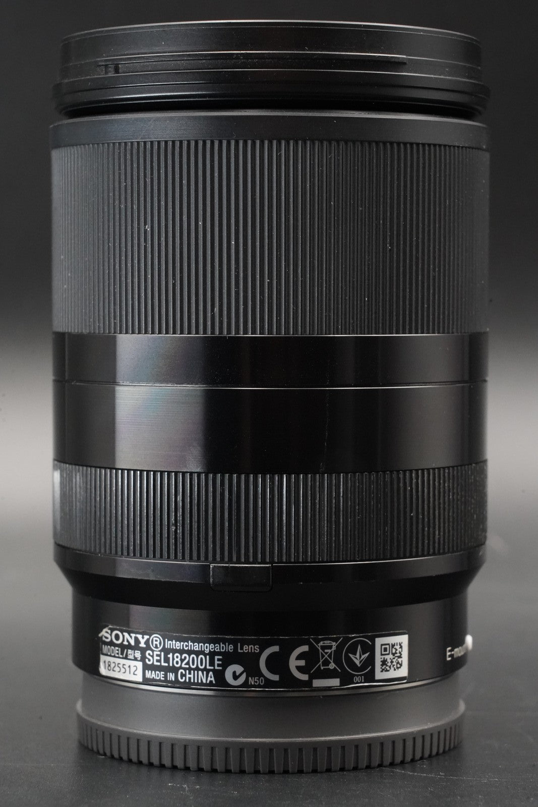 Sony E 18-200mm f/3.5-6.3 OSS LE Black Lens sony E Mount SEL18200LE 10881