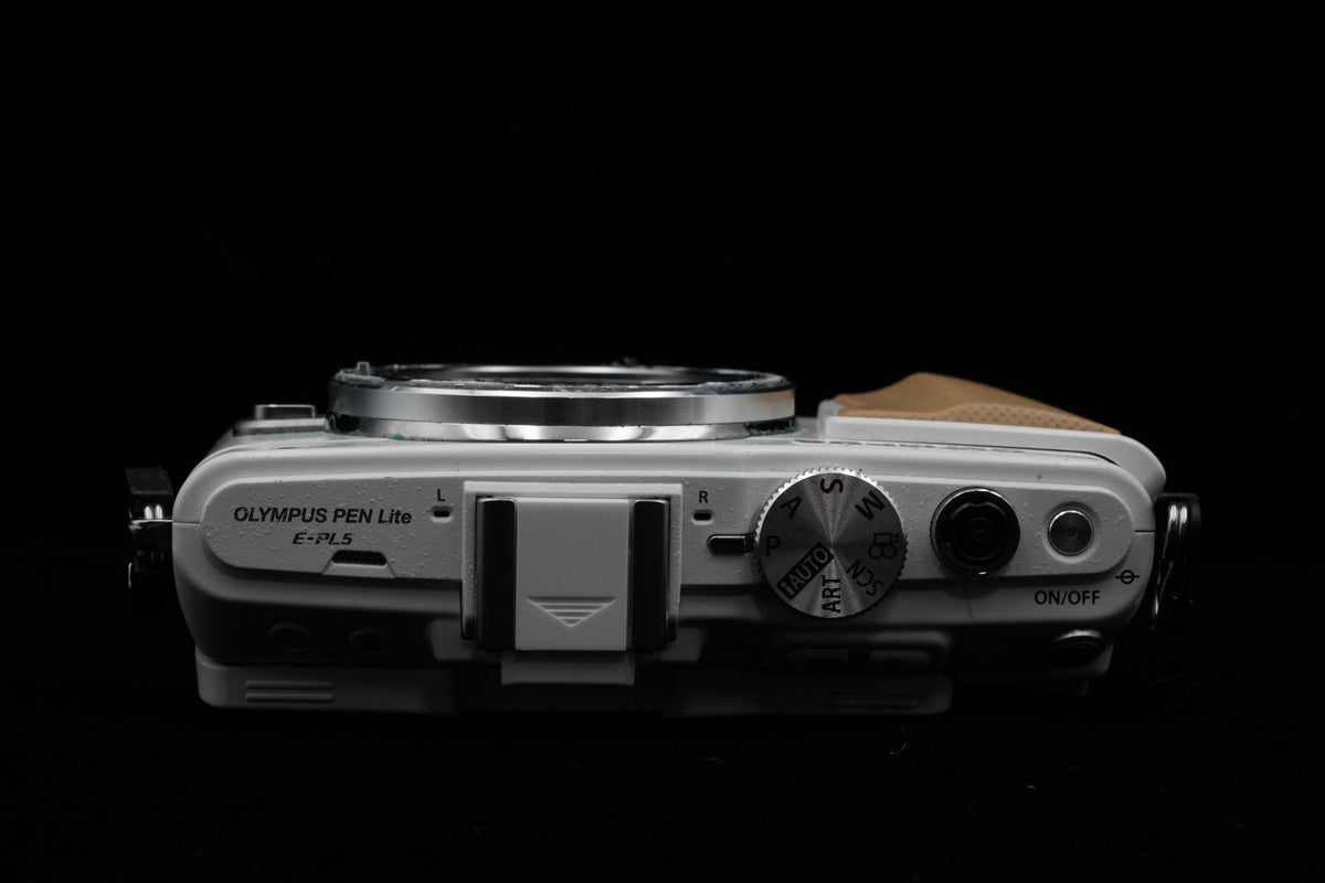 Olympus Pen Lite E-PL5 White Mirrorless Digital Camera US STOCK #10244
