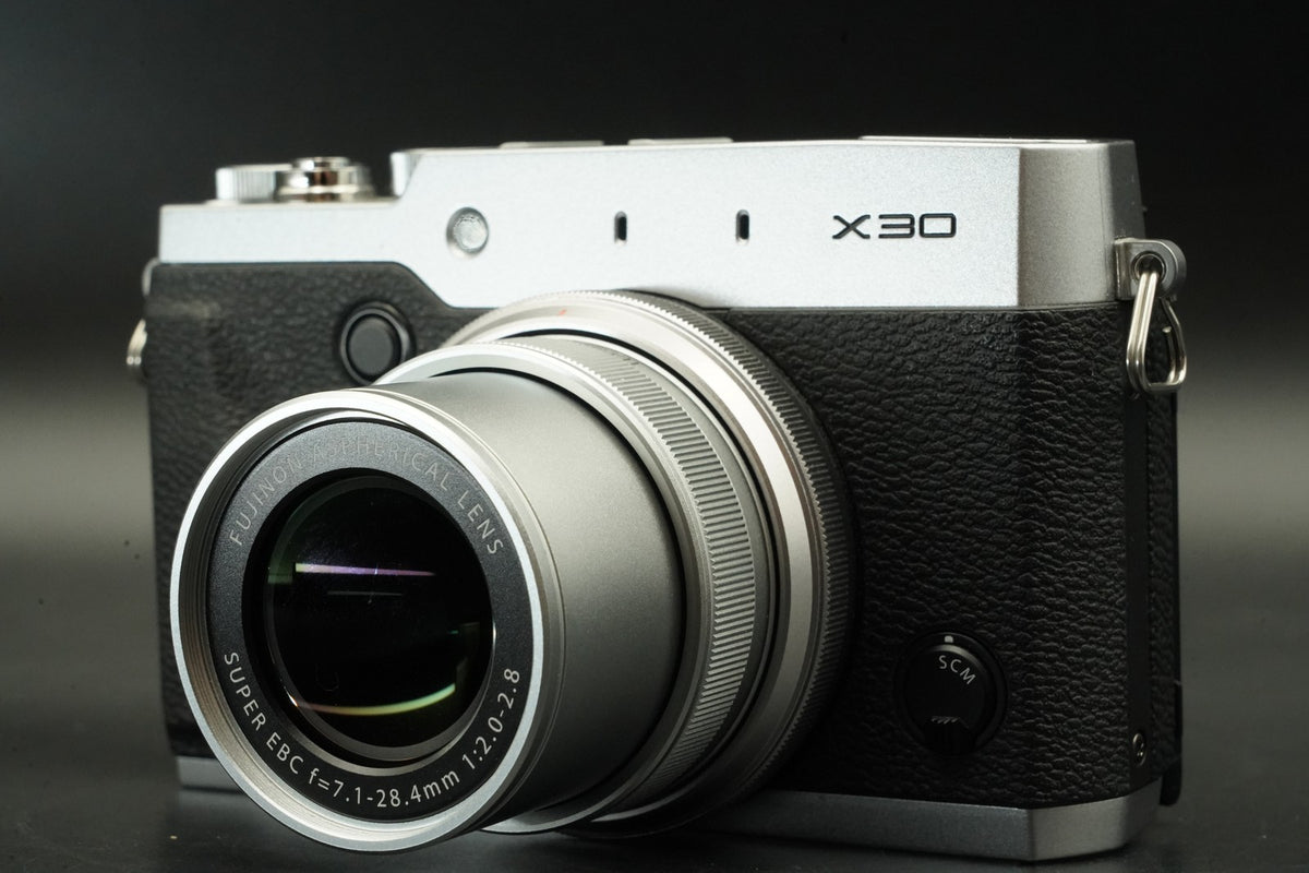 Fujifilm FinePix X30 12.0MP Digital Camera Silver #11798