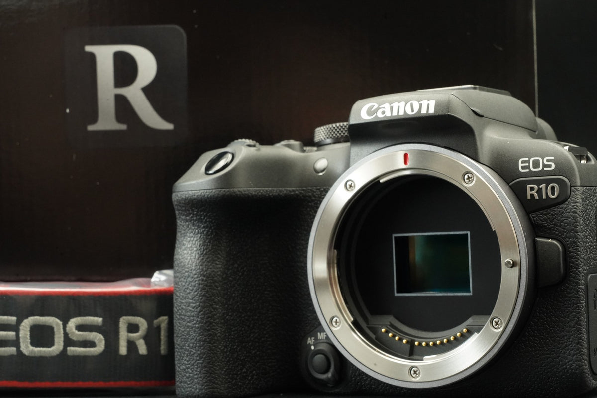 Canon EOS R10 Black APS-C Mirrorless Digital Camera -5% cuts- #11837