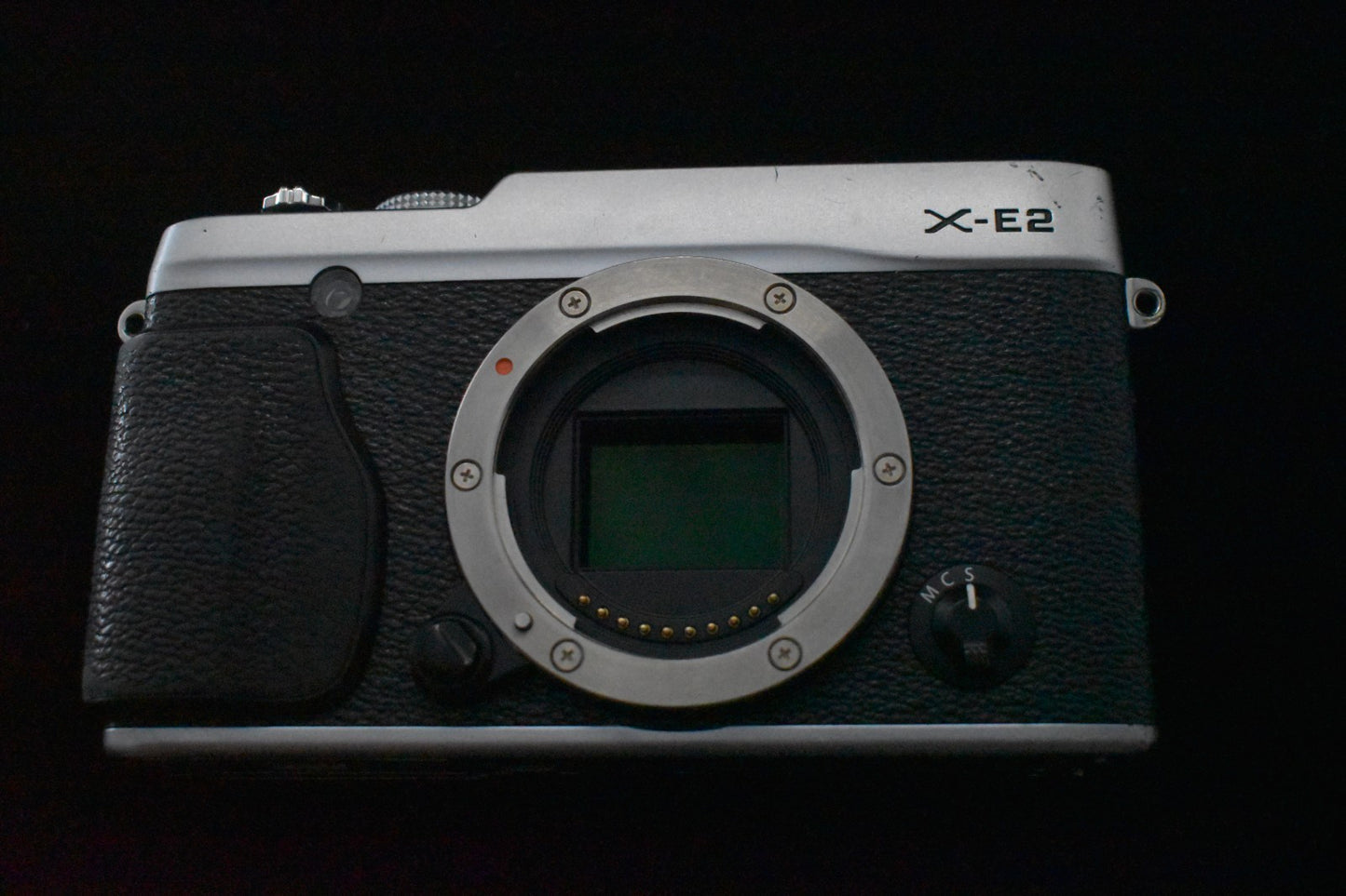 Fujifilm X-E2 Mirrorless Digital Camera Silver Used US Duty Paid 7992