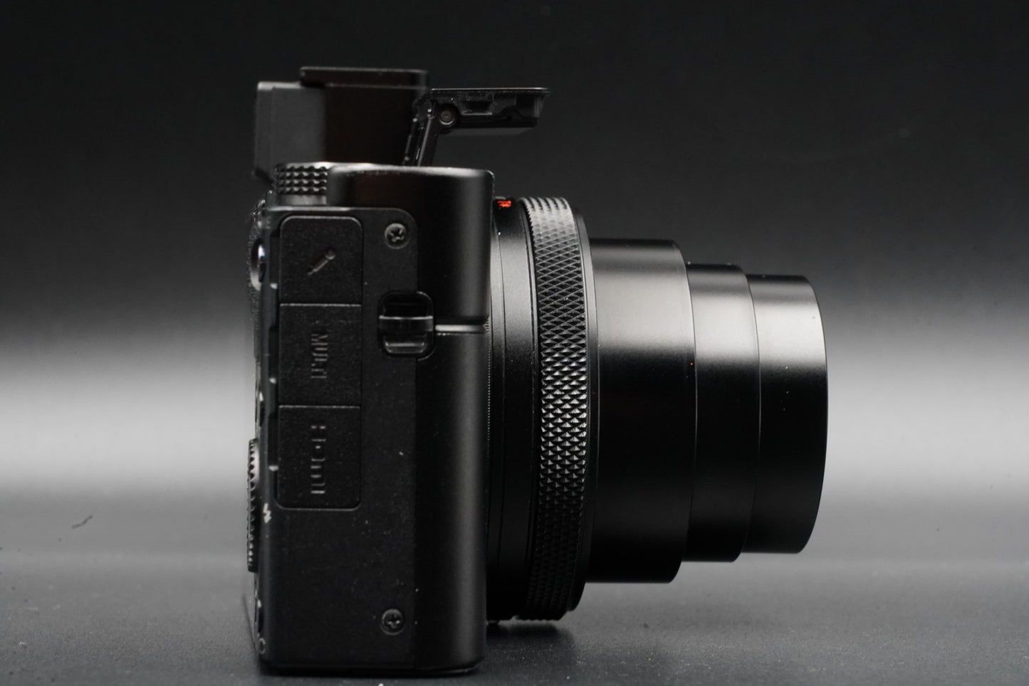 Sony Cyber-Shot DSC-RX100M7 VII Mark 7 Digital Camera US Duty Paid 10672
