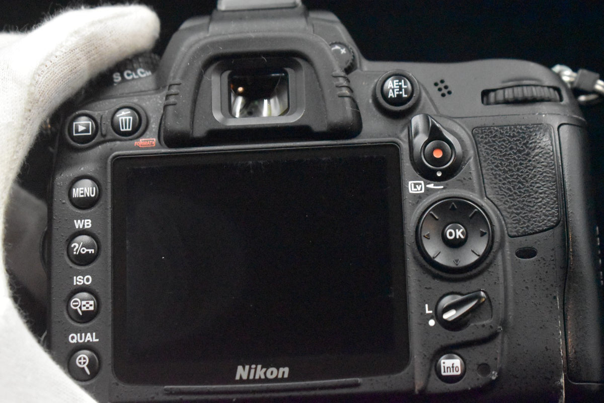 [US Duty Paid] Corpo fotocamera reflex digitale Nikon D7000 DSLR usato 8687