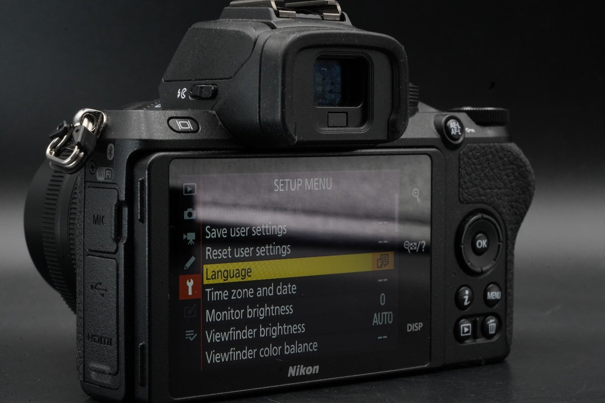 Nikon Z50 con obiettivo DX 16-50mm VR SC Under 30 dal GIAPPONE -3% tagli -...