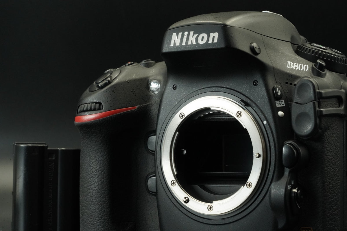 Nikon D800 36.3MP FX DSLR Camera Body Used -389K cuts- #12556