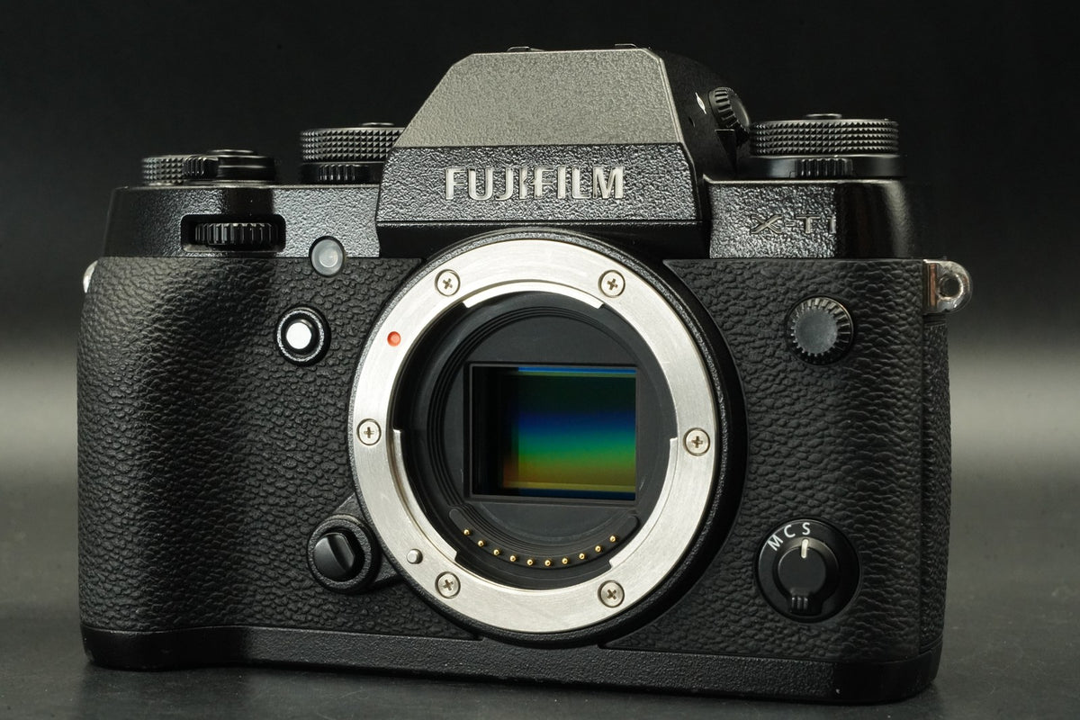 Fujifilm X-T1 Mirrorless Digital Camera 16.3MP Black -999 cuts- #12410