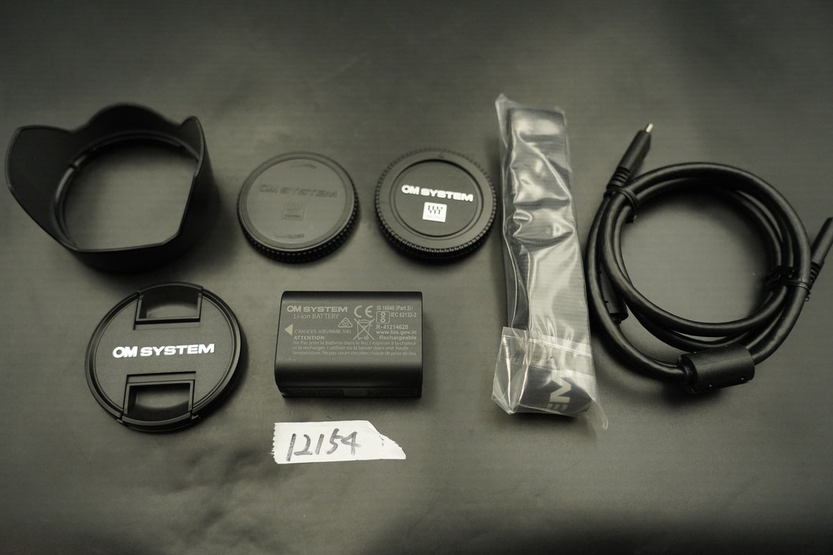 OM SYSTEM OM-3 Mirrorless Camera + M.ZUIKO 12-45mm f/4 Silver -1177 cuts- #12154