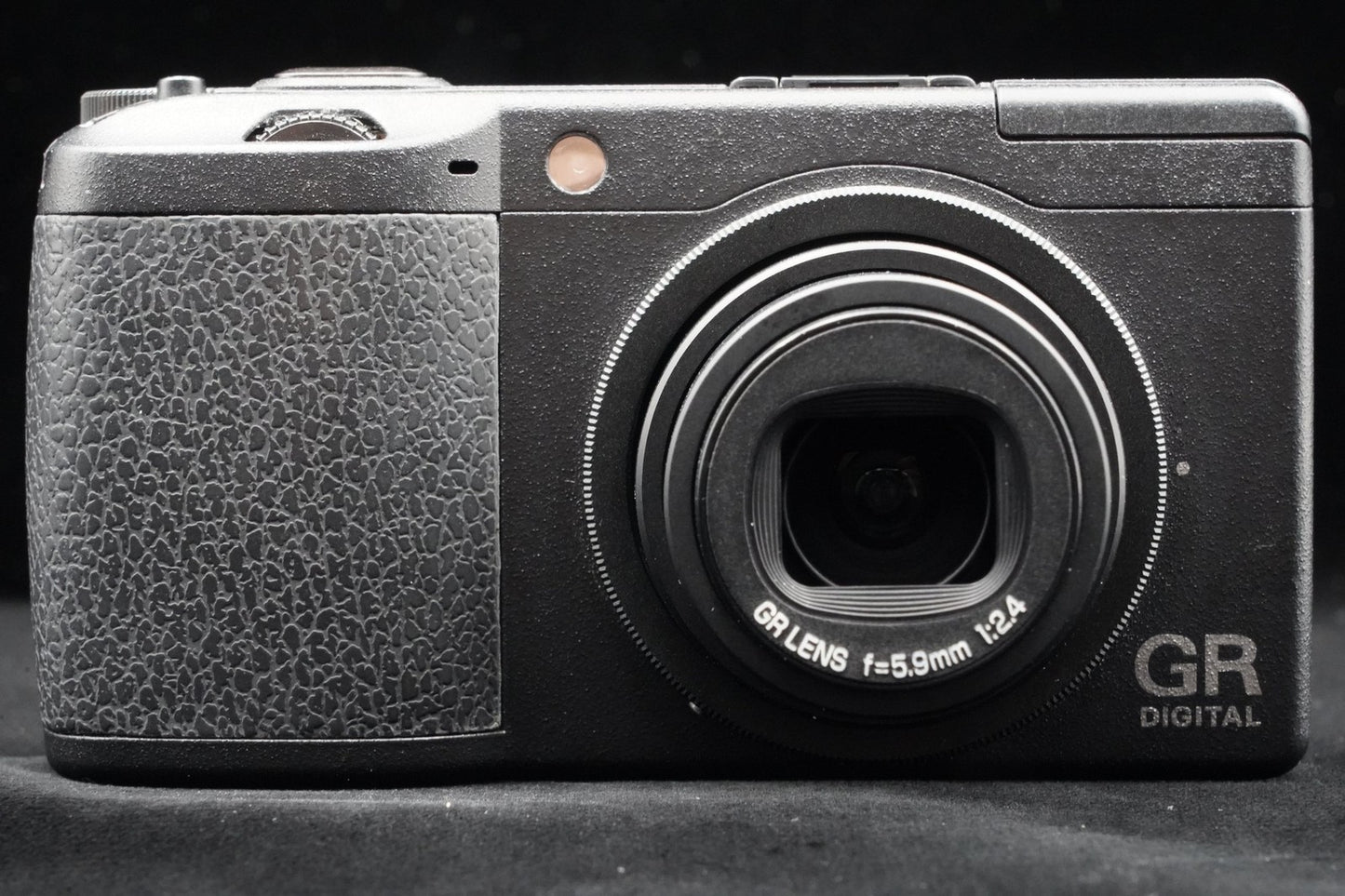 RICOH GR DIGITAL II 10.1 MP Compact Camera US Duty Paid 10262
