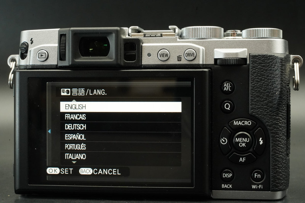 Fujifilm FinePix X30 12.0MP Digital Camera Silver #11798