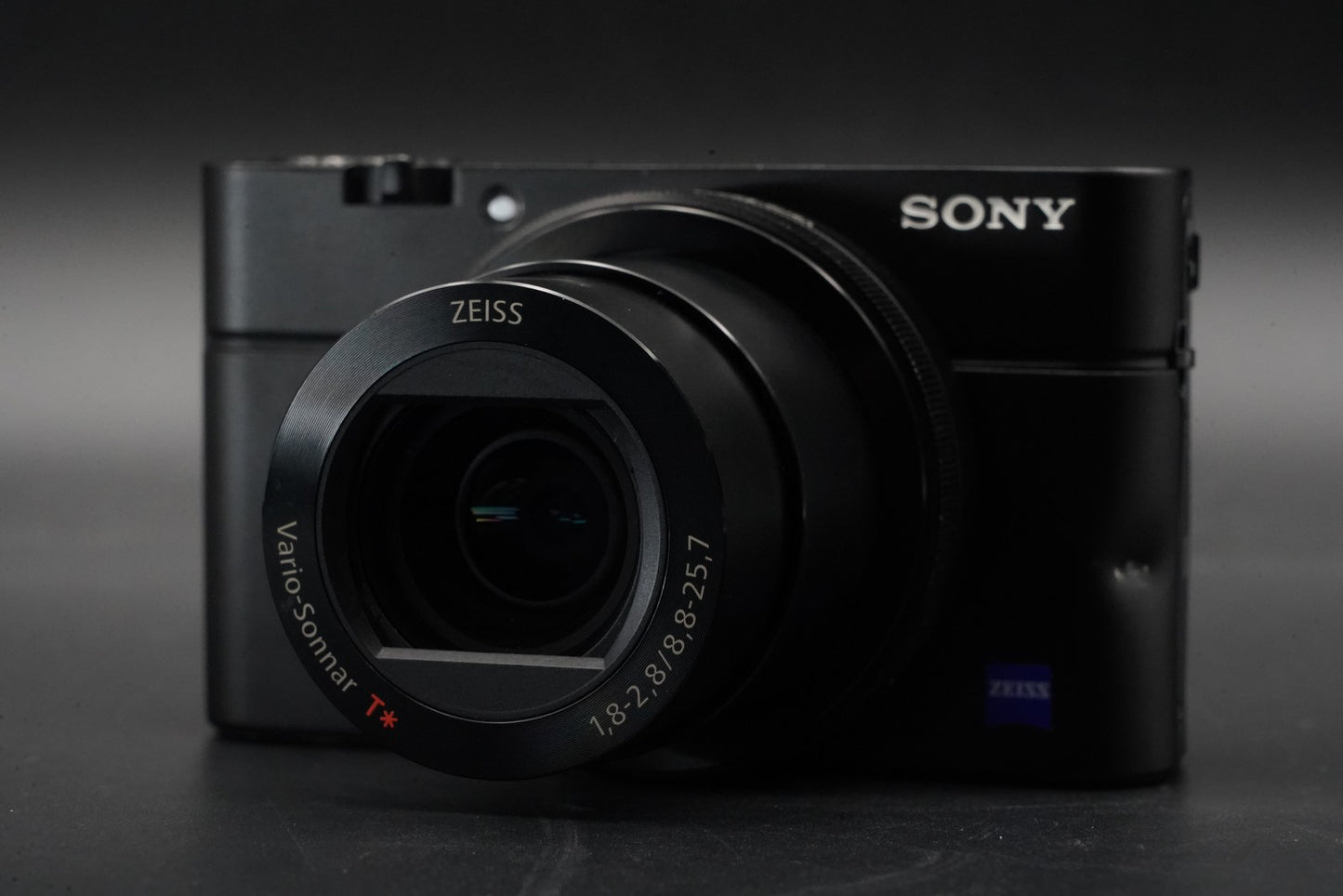 Sony Cyber-shot DSC-RX100M3 III Point Shoot Digital Camera US Duty Paid 10786