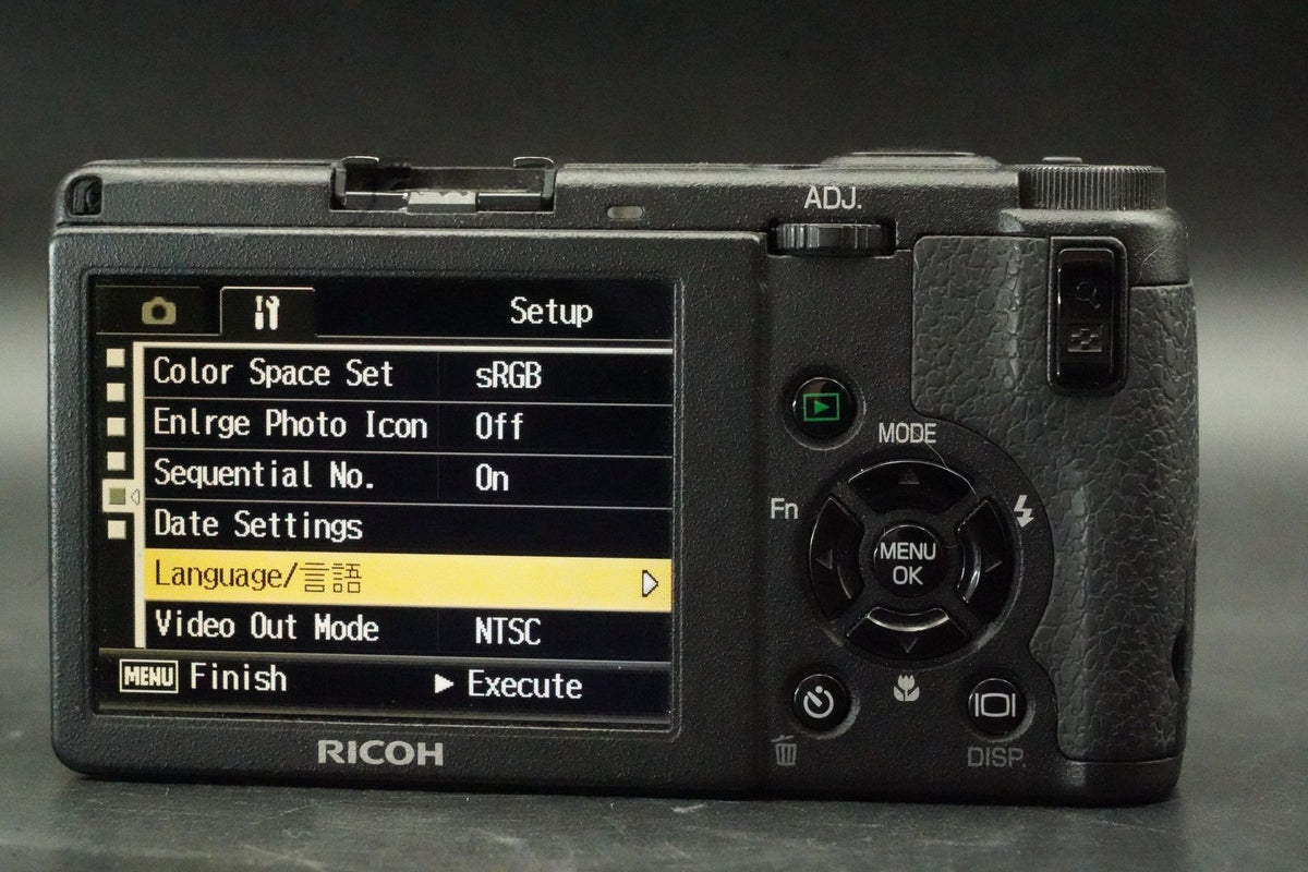 RICOH GR DIGITAL II 10.1 MP Compact Camera -1296 cuts- #12747