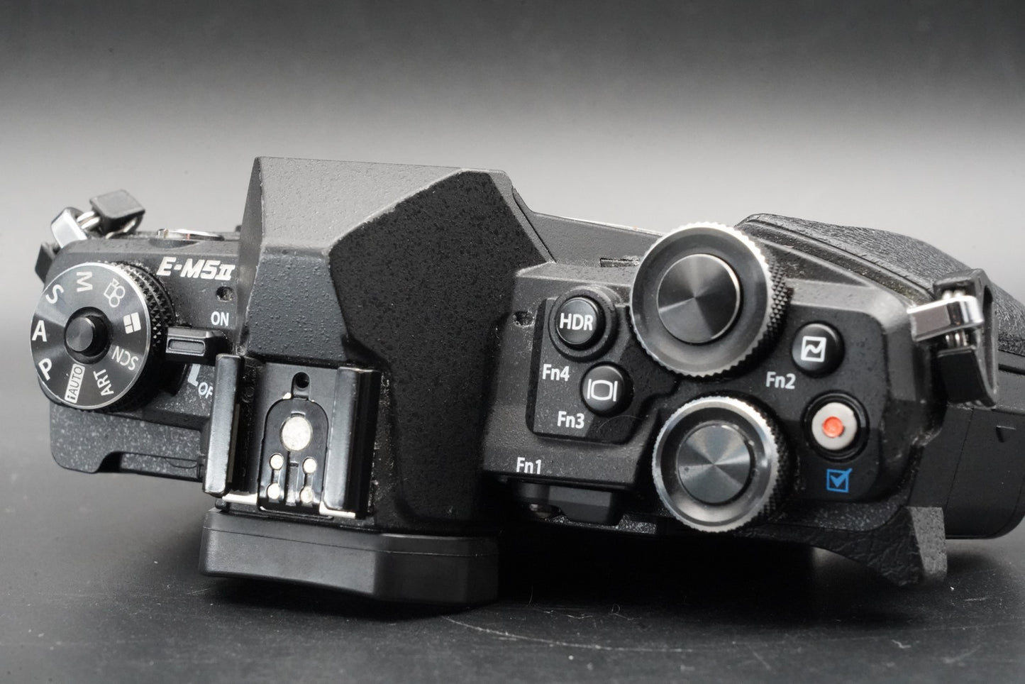 Olympus OM-D E-M5 Mark II 16.1MP Digital SLR Camera Black US Duty Paid 11030