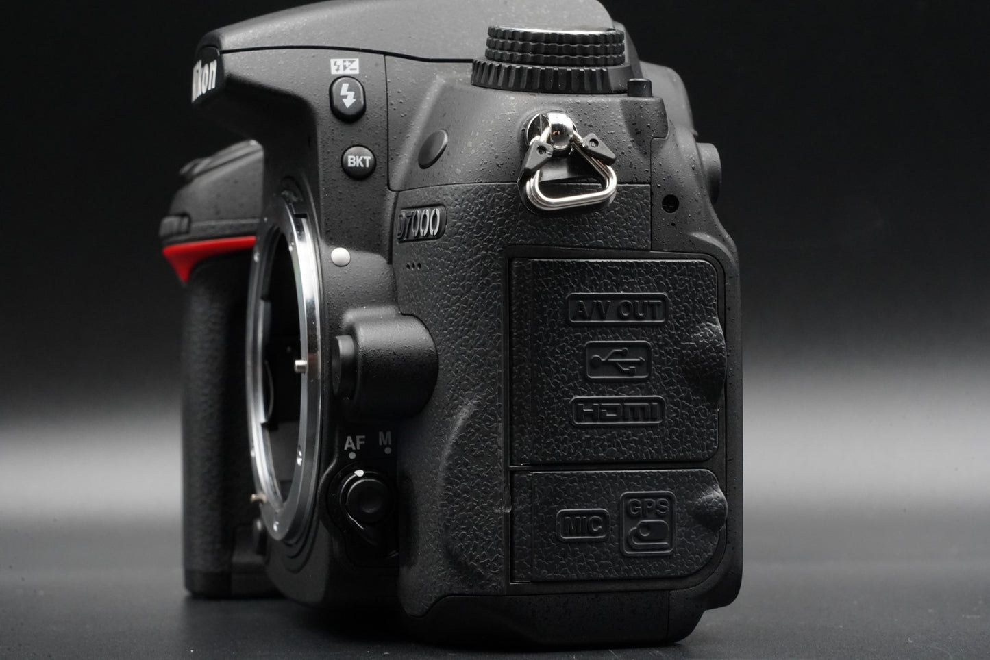 924 cuts! Nikon D7000 DSLR Digital SLR Camera US Duty Paid 10537